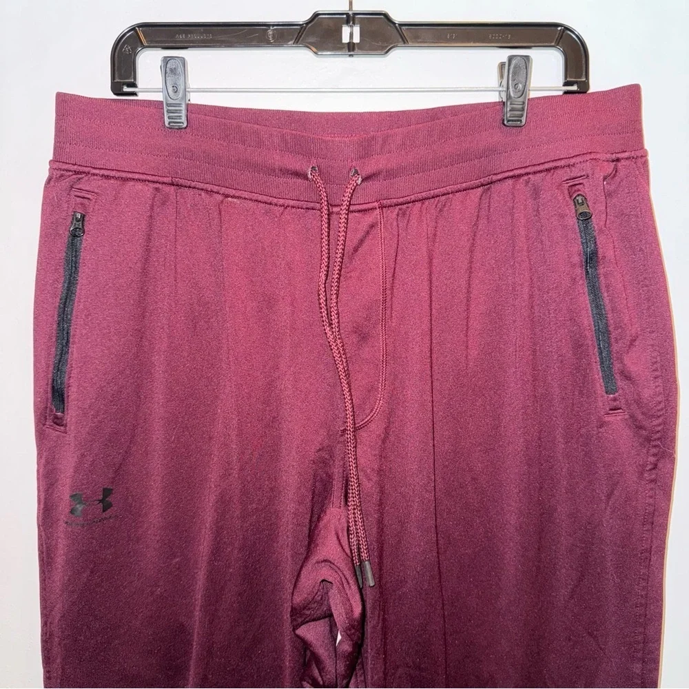 Under Armour Burgundy Joggers Sweatpants Men’s Size Extra Large